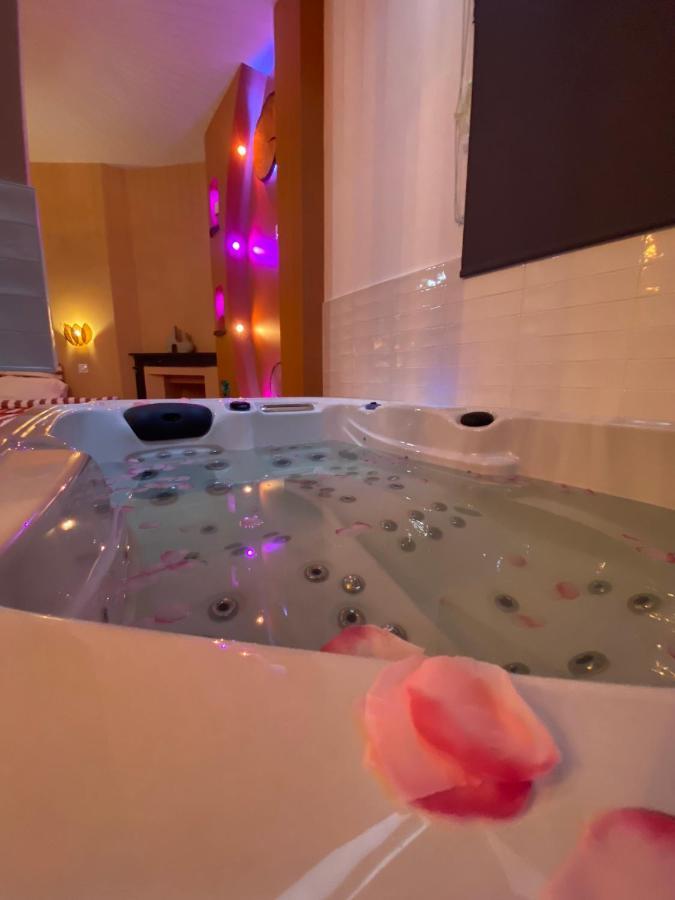 L'Enveloppe Romantique Amiens Ngoại thất bức ảnh
